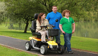 What to Look for in a Mobility Scooter for Your Elderly Relatives